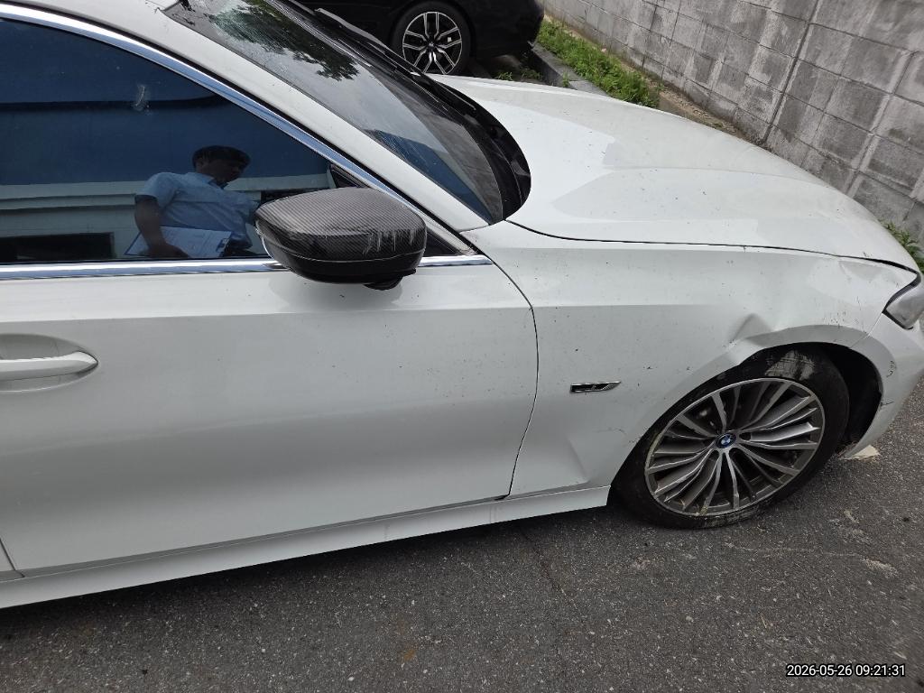 BMW BMW 330e Luxury Line