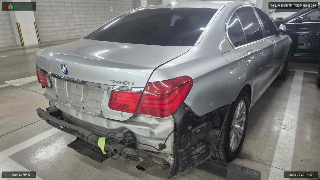 BMW BMW 740i