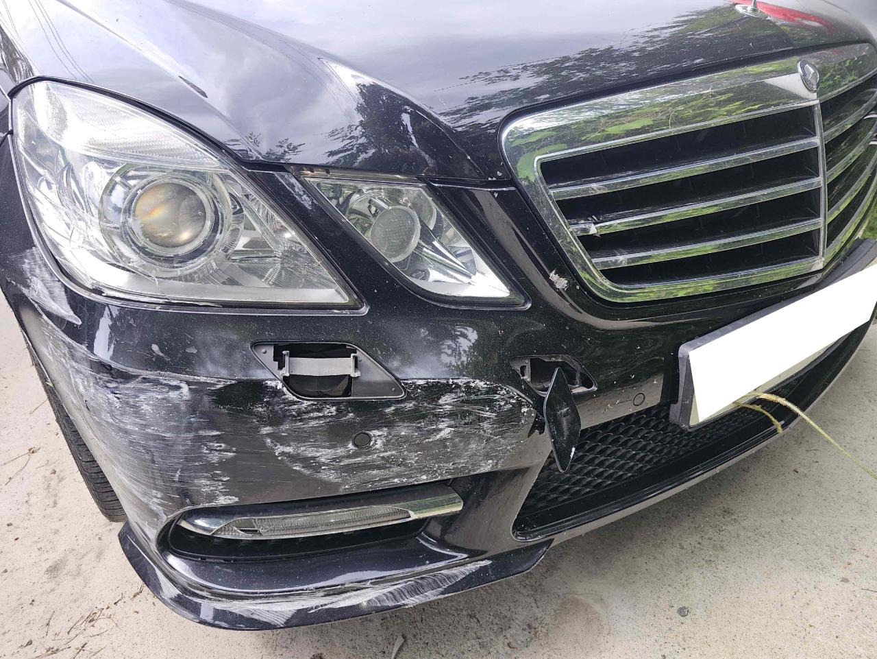 Mercedes-Benz Benz E300