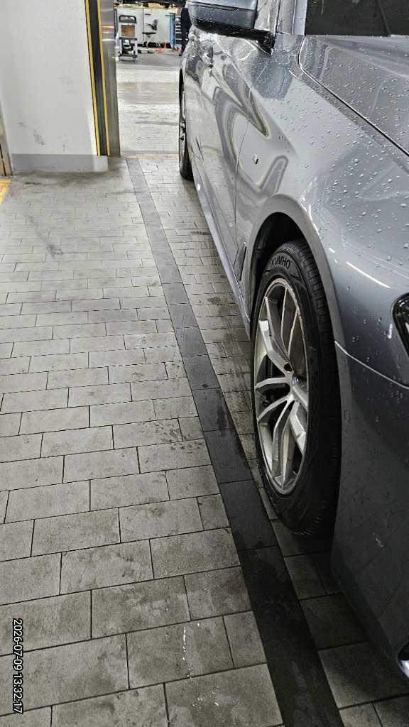 BMW 530i xDrive M Sport Package