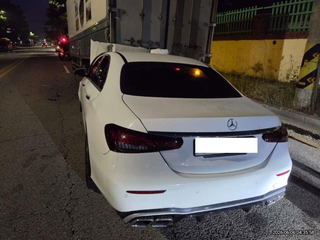 Mercedes-Benz E220 d 4Matic Exclusive (1,