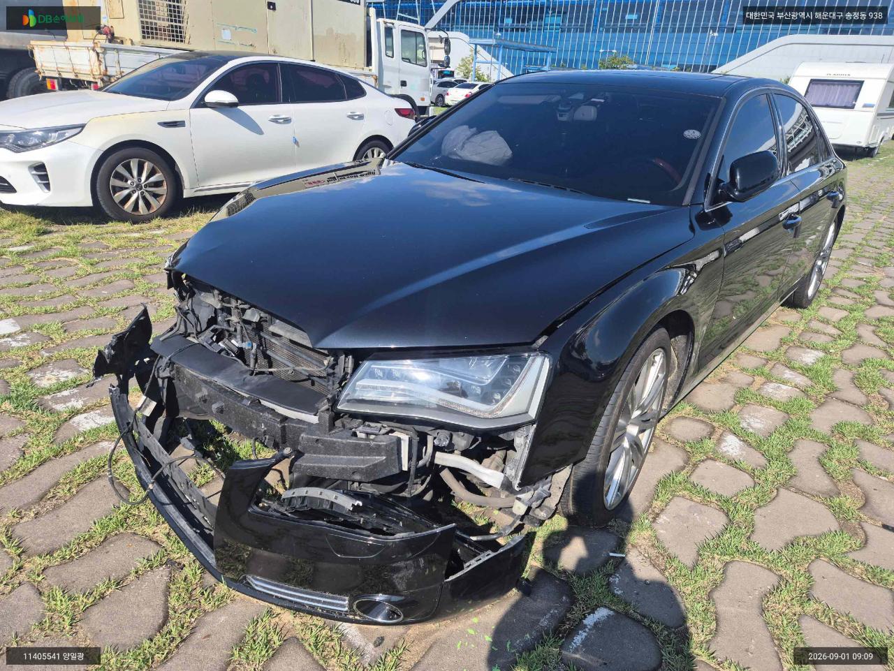 Audi Audi A8 LWB 4.2 FSI quattro