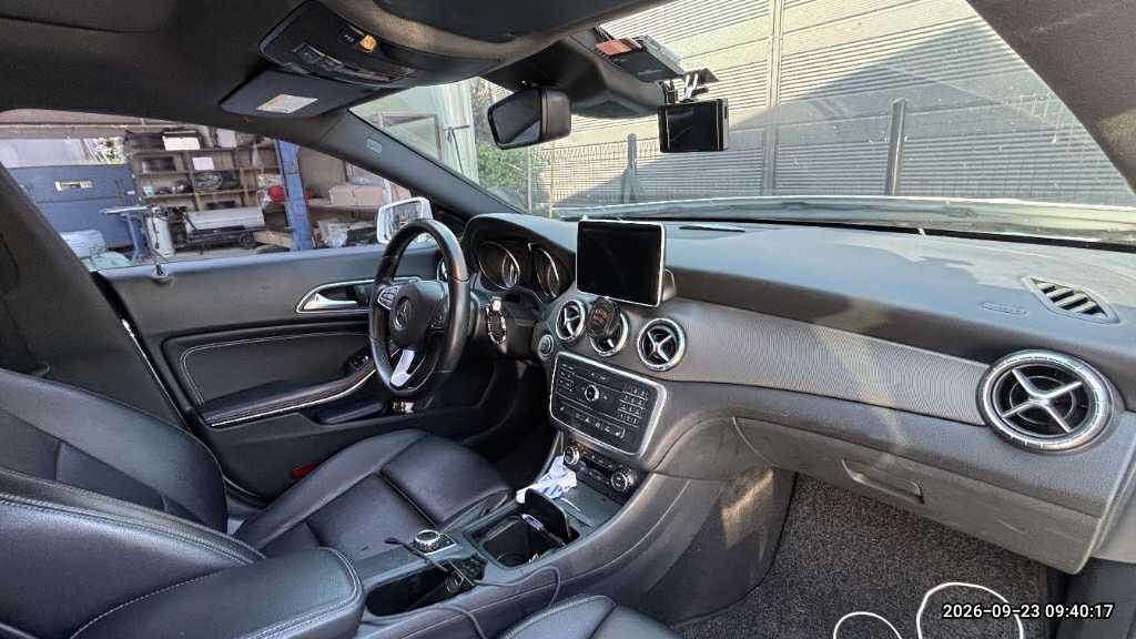 Mercedes-Benz Mercedes CLA 200 d NAVI