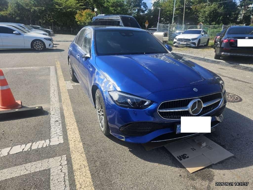 Mercedes-Benz Benz passenger car  C 200