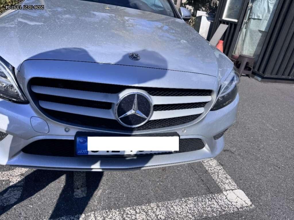 Mercedes-Benz Benz C200
