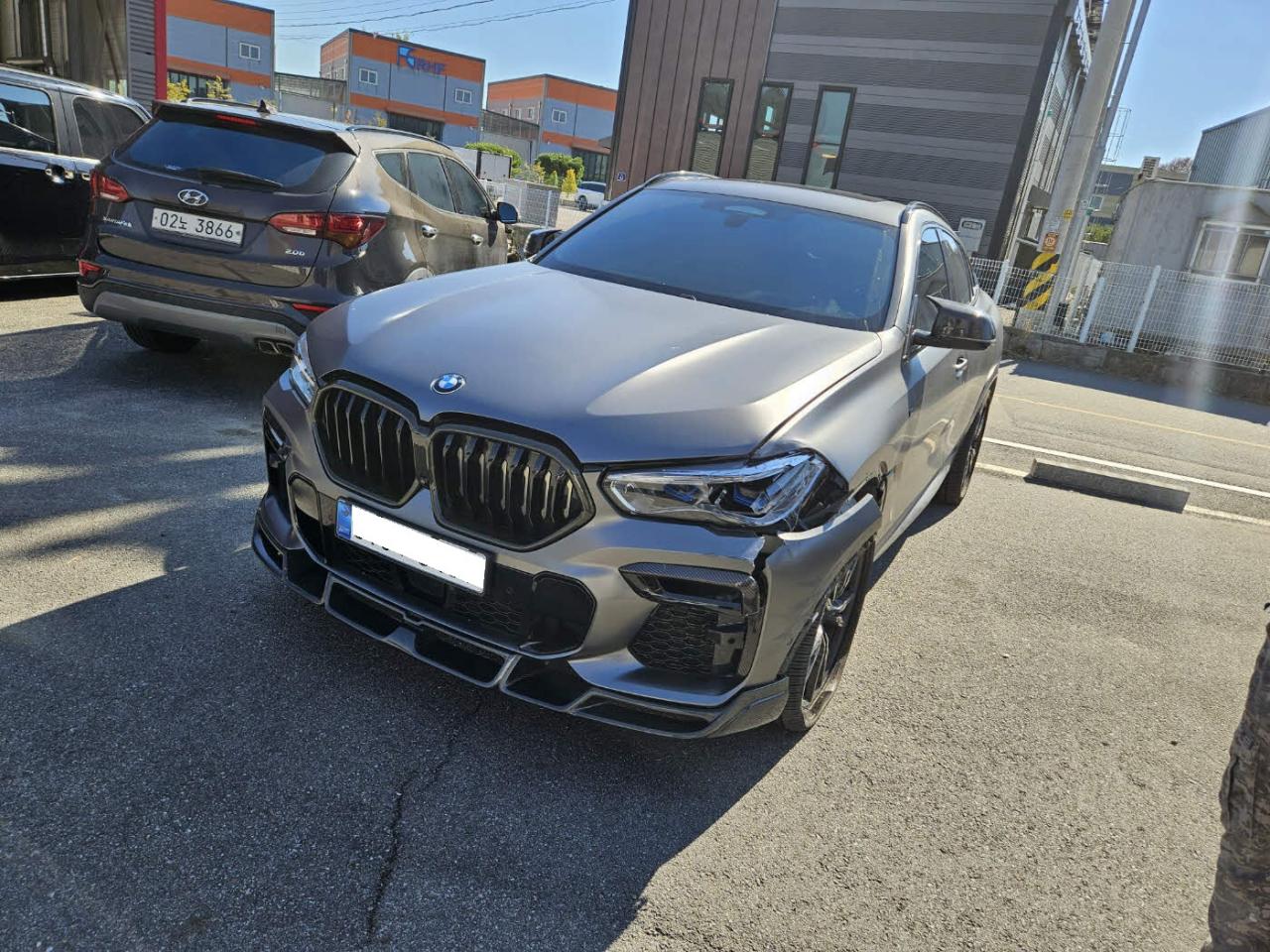 BMW BMW BMW X6 M50i