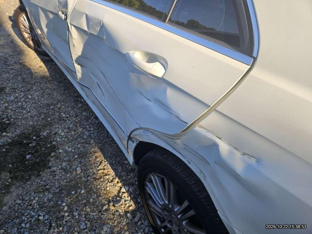 E300
