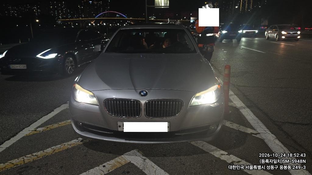 BMW 528i